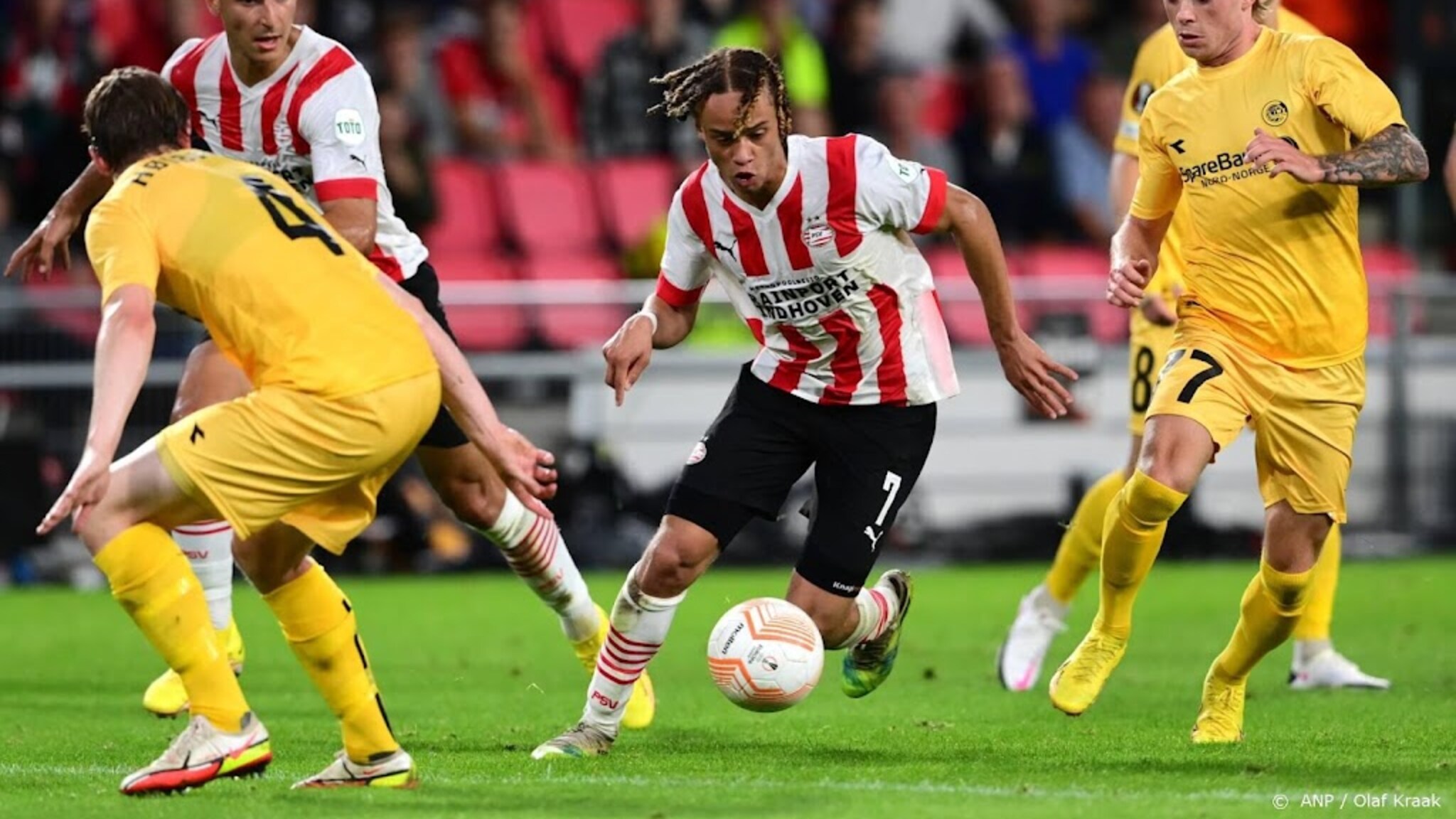 FC Zurich vs PSV Eindhoven (23:45 – 06/10) | Xem lại trận đấu