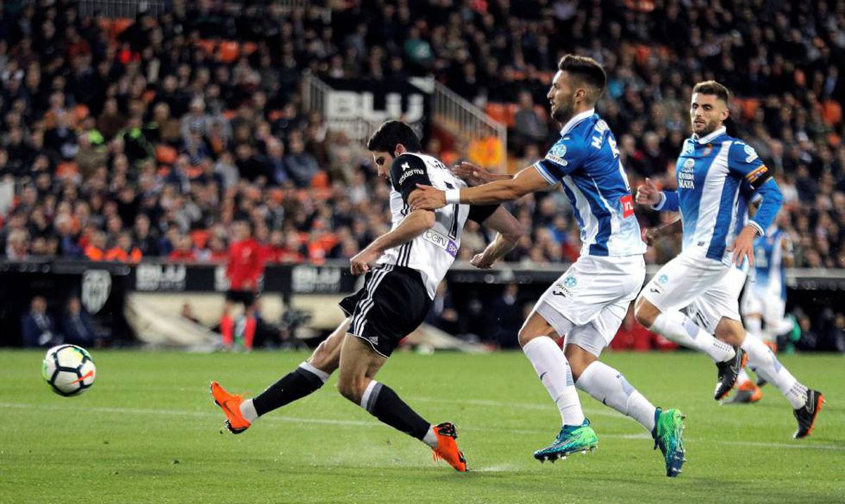 Sevilla vs Valencia (00:00 – 19/10) | Xem lại trận đấu