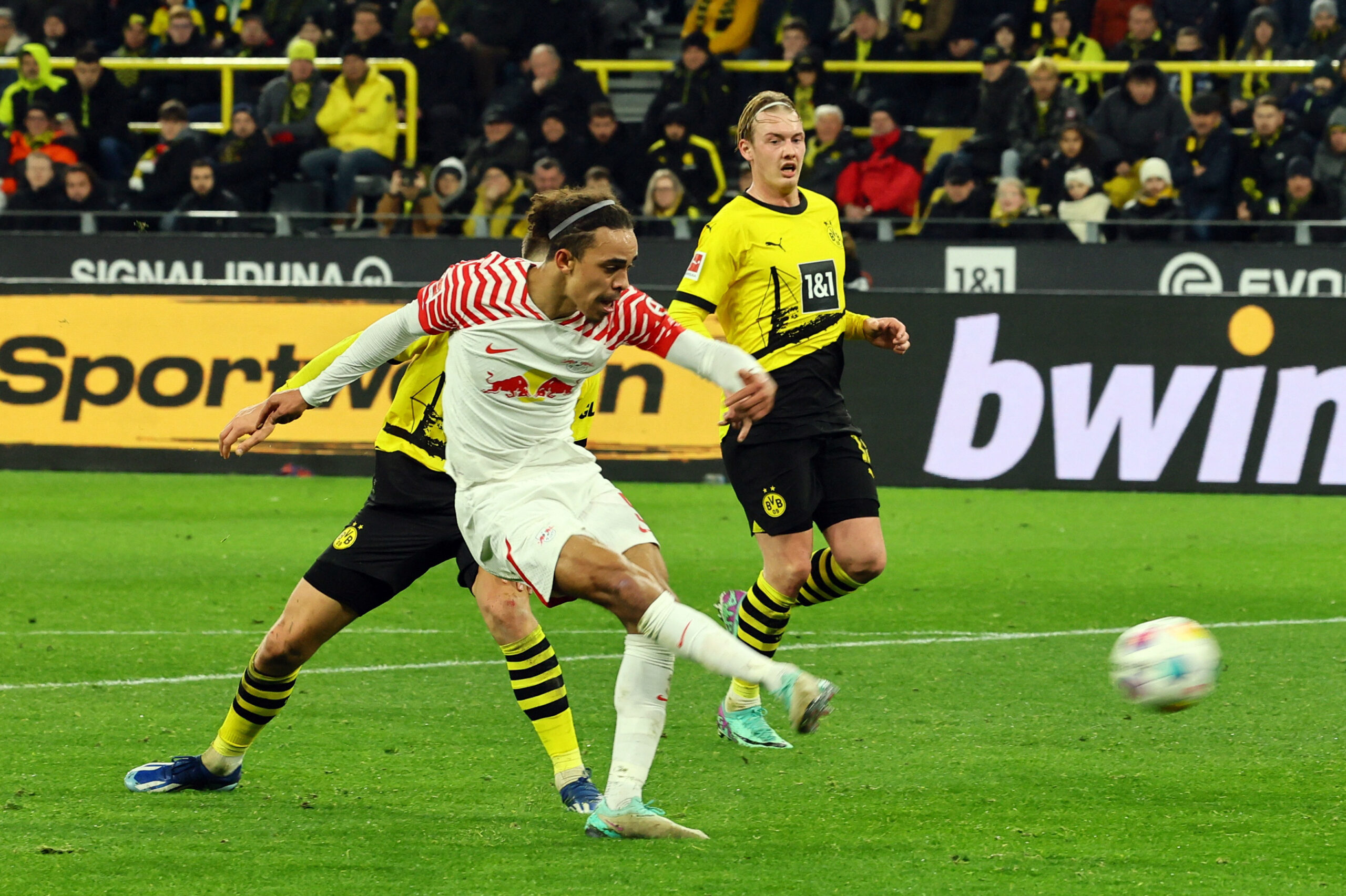 nhan-dinh-soi-keo-dortmund-vs-leipzig-luc-00h30-ngay-03-11-2024