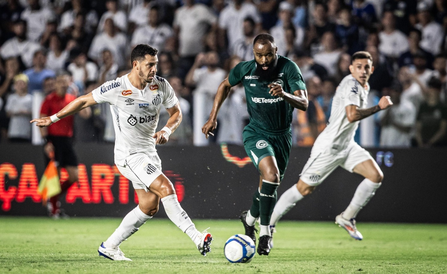 Nhận định soi kèo Goias vs Santos lúc 07h00 ngày 8/10/2024 nhan-dinh-soi-keo-goias-vs-santos-luc-07h00-ngay-8-10-2024-1