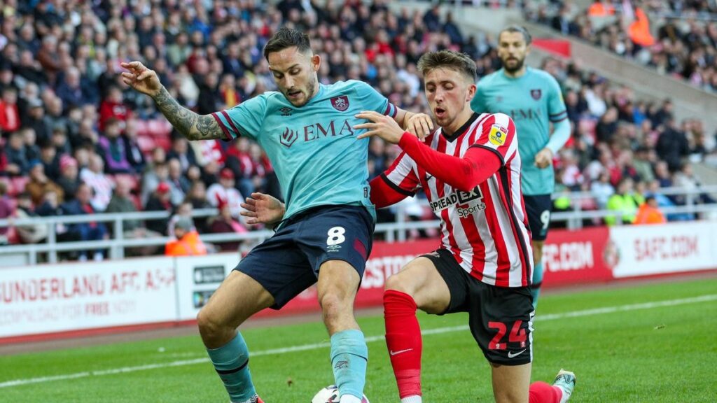 Nhận định soi kèo Burnley vs Sunderland lúc 03h00 ngày 18/1/2025 nhan-dinh-soi-keo-burnley-vs-sunderland-luc-03h00-ngay-18-1-2025-1