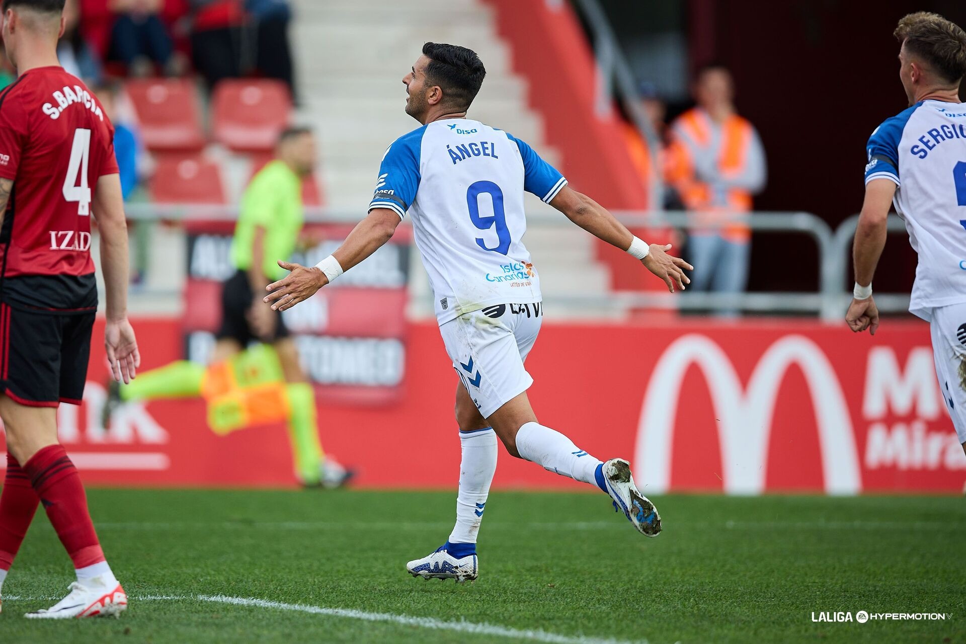 Nhận định soi kèo Mirandes vs Tenerife lúc 02h30 ngày 4/3/2025 nhan-dinh-soi-keo-mirandes-vs-tenerife-luc-02h30-ngay-4-3-2025-1