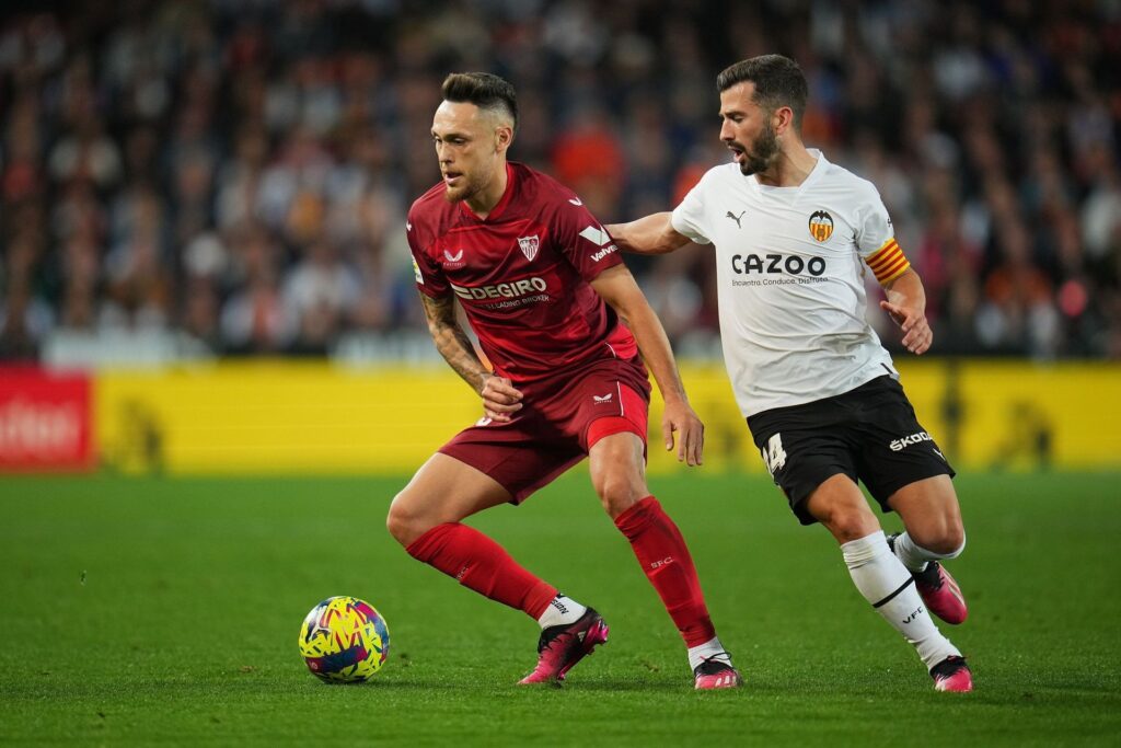 Nhận định soi kèo Valencia vs Sevilla lúc 02h00 ngày 12/4/2025 nhan-dinh-soi-keo-valencia-vs-sevilla-luc-02h00-ngay-12-4-2025-1