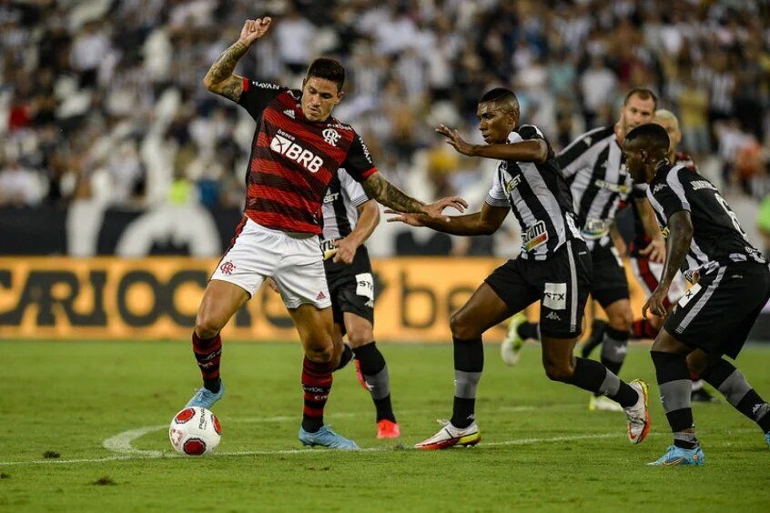 nhan-dinh-soi-keo-flamengo-vs-botafogo-pb-luc-7h30-ngay-22-5-2025