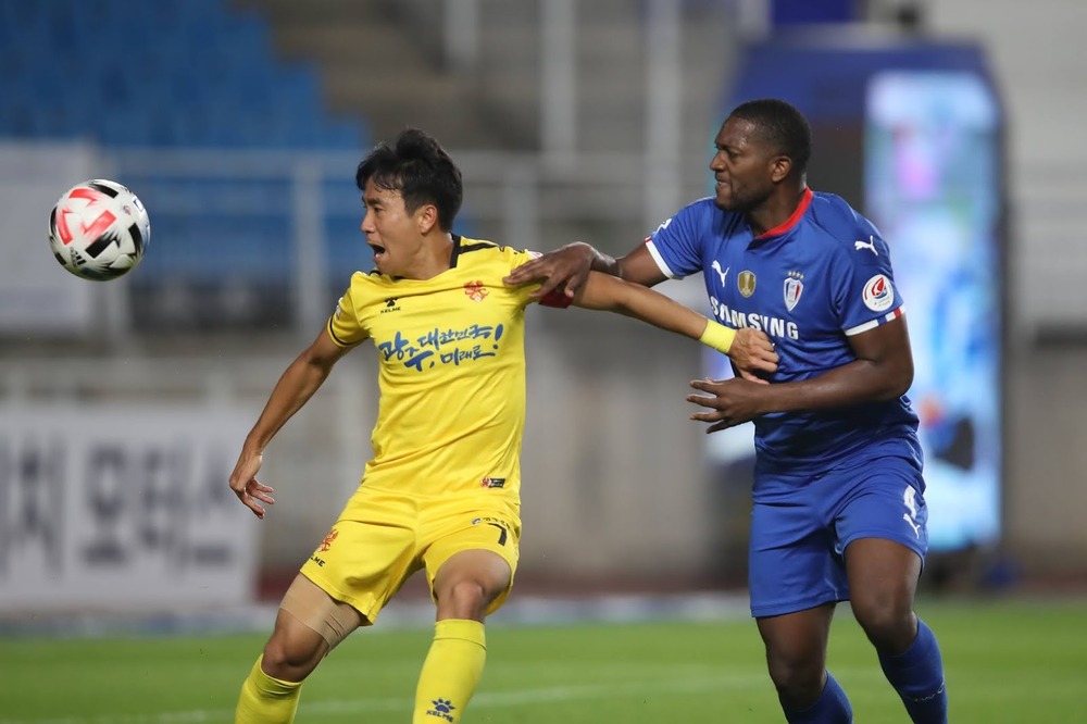 Nhận định soi kèo Suwon vs Gwangju lúc 17h30 ngày 18/7/2025 nhan-dinh-soi-keo-suwon-vs-gwangju-luc-17h30-ngay-18-7-2025-1