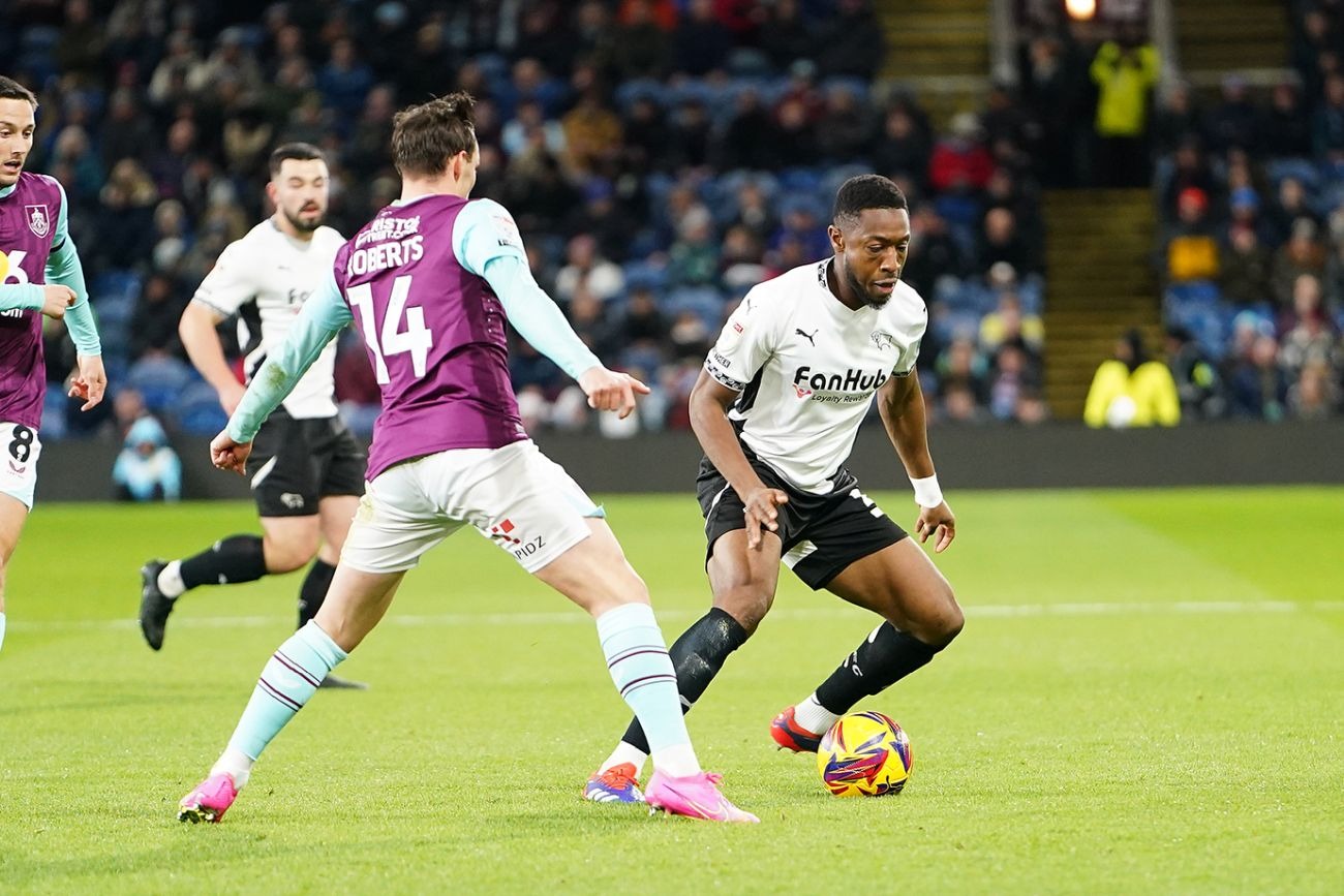 Nhận định soi kèo Burnley vs Derby County lúc 01h45 ngày 27/8/2025 nhan-dinh-soi-keo-burnley-vs-derby-county-luc-01h45-ngay-27-8-2025-1
