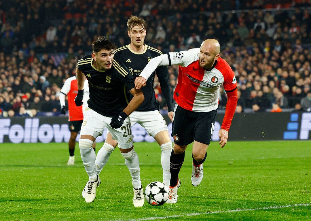 nhan-dinh-soi-keo-feyenoord-vs-nac-breda-luc-23h45-ngay-9-8-2025