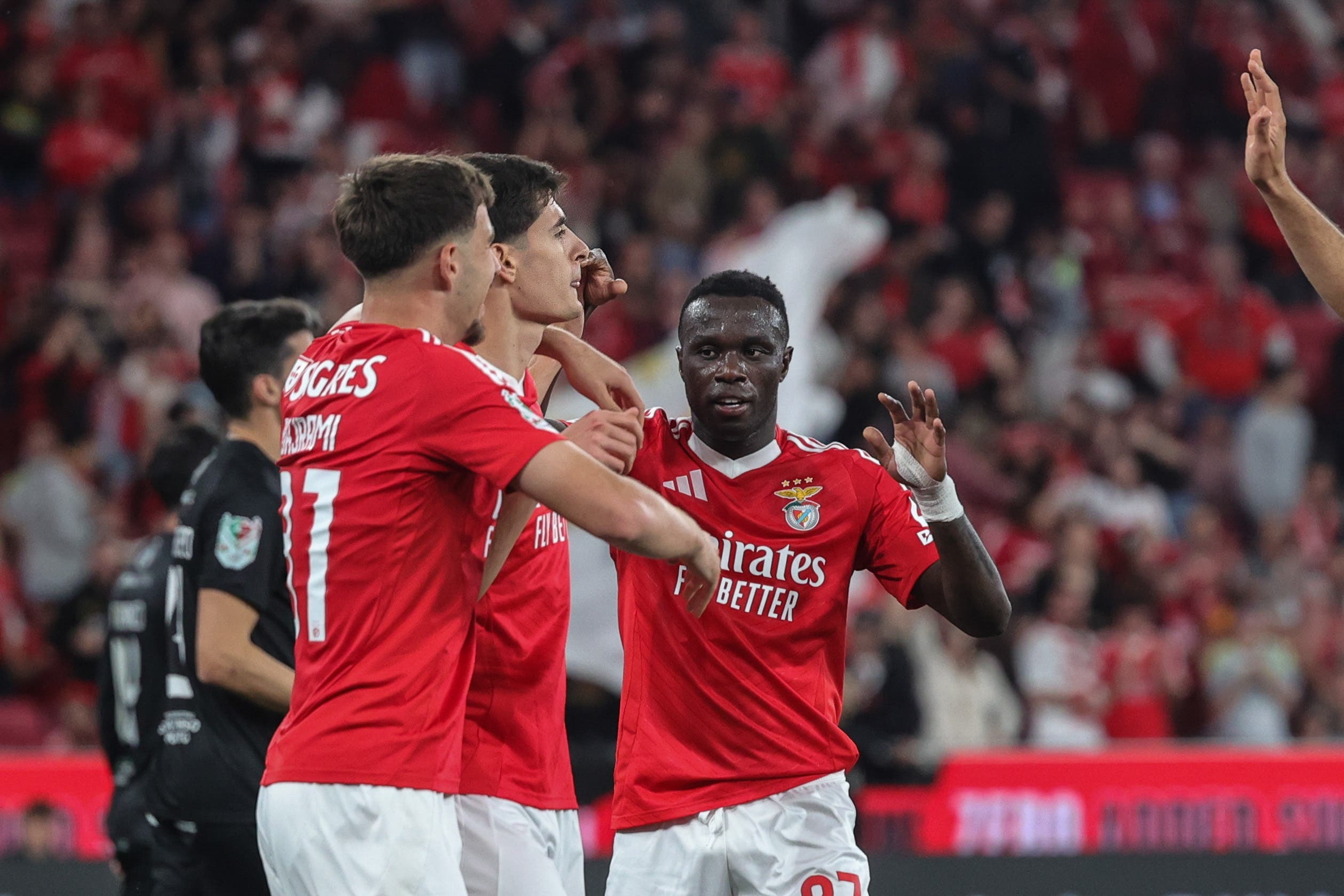 nhan-dinh-soi-keo-nice-vs-benfica-luc-02h00-ngay-7-8-2025-1