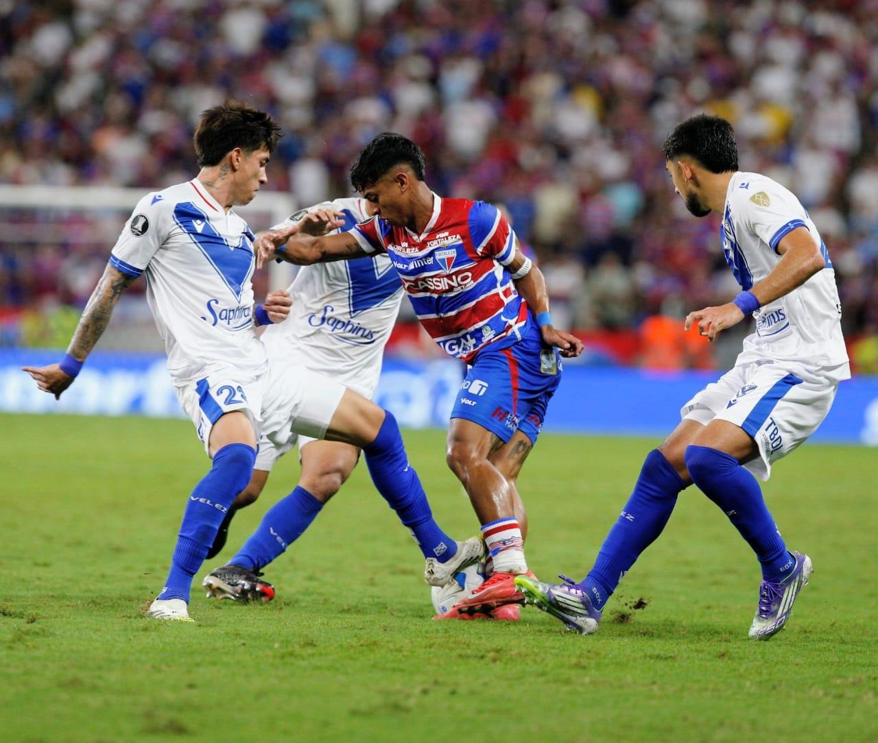 Nhận định soi kèo Velez Sarsfield vs Fortaleza lúc 05h00 ngày 20/8/2025 nhan-dinh-soi-keo-velez-sarsfield-vs-fortaleza-luc-05h00-ngay-20-8-2025-1