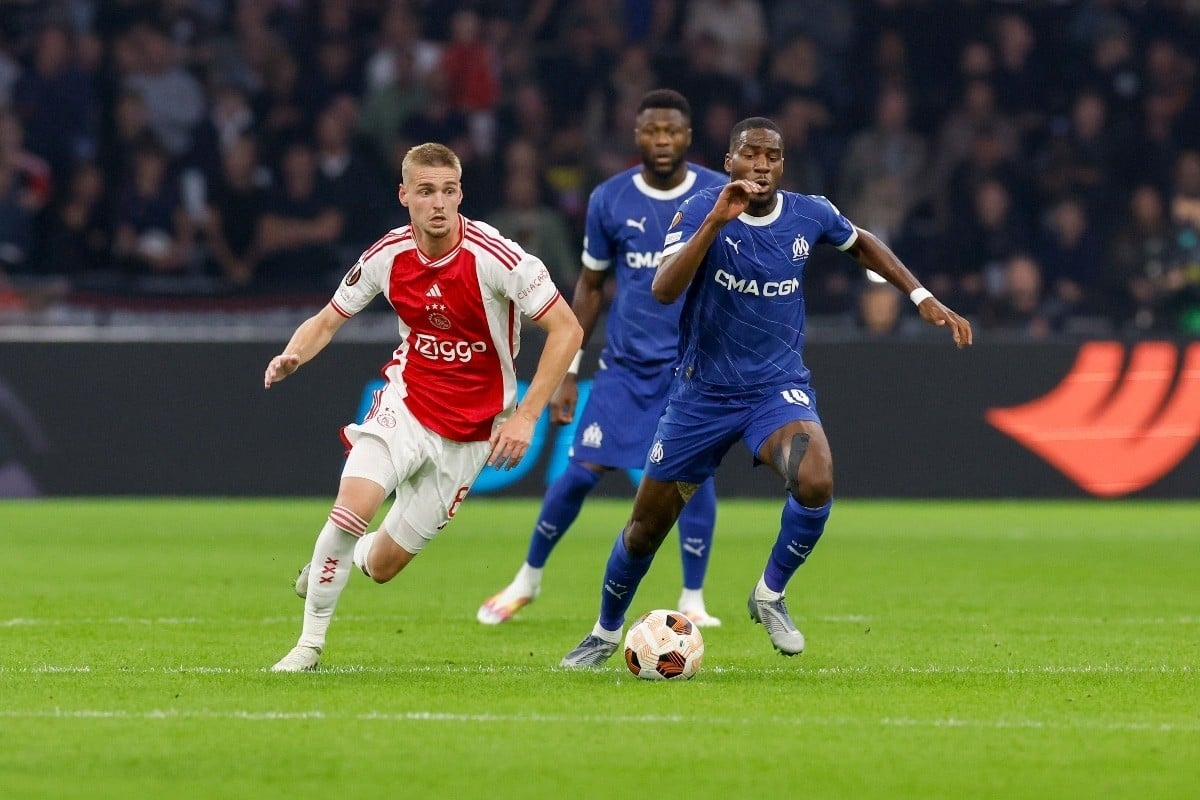 nhan-dinh-soi-keo-marseille-vs-ajax-luc-2h00-ngay-1-10-2025