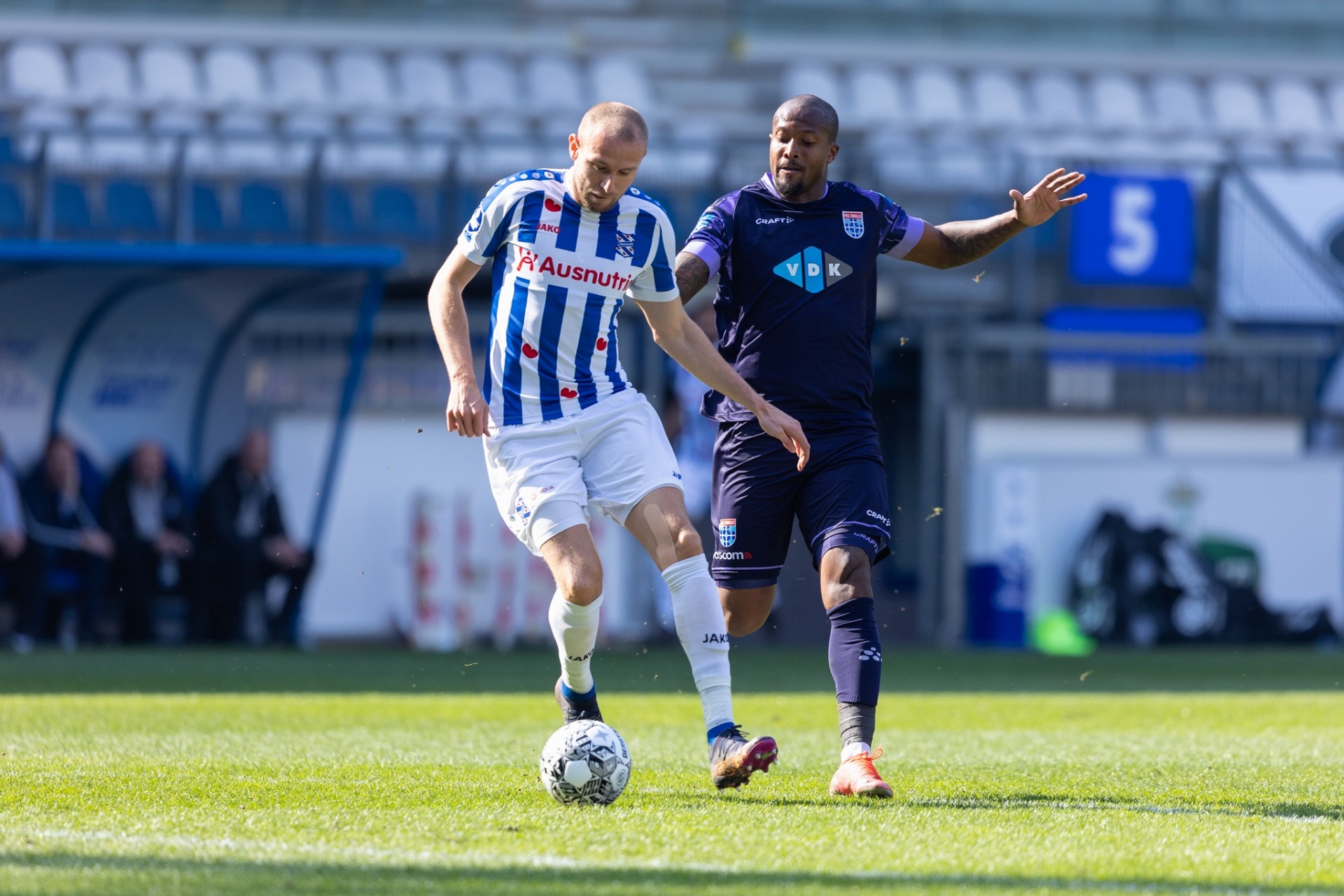 Nhận định soi kèo Zwolle vs Heerenveen lúc 02h00 ngày 29/11/2025 nhan-dinh-soi-keo-zwolle-vs-heerenveen-luc-02h00-ngay-29-11-2025-1