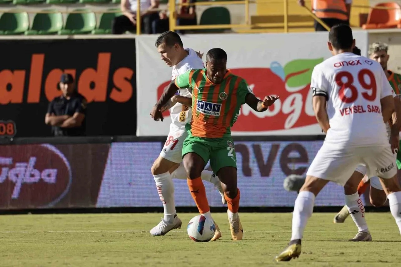 nhan-dinh-soi-keo-alanyaspor-vs-antalyaspor-luc-0h00-ngay-9-12-2025