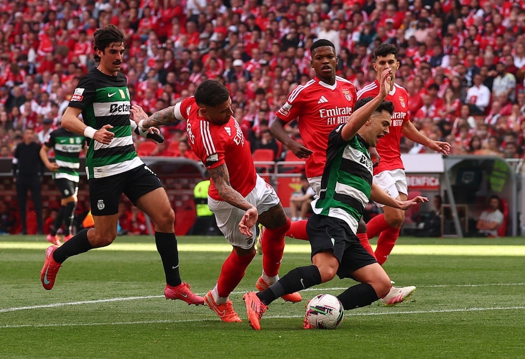 Nhận định soi kèo Benfica vs Sporting Lisbon lúc 03h15 ngày 6/12/2025 nhan-dinh-soi-keo-benfica-vs-sporting-lisbon-luc-03h15-ngay-6-12-2025-1