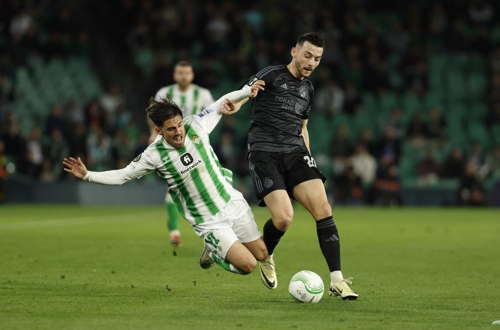 nhan-dinh-soi-keo-dinamo-zagreb-vs-betis-luc-0h45-ngay-12-12-2025