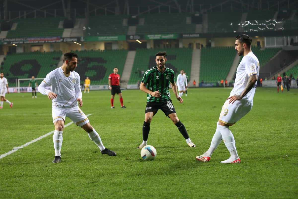 nhan-dinh-soi-keo-sakaryaspor-vs-manisa-luc-0h00-ngay-27-12-2025