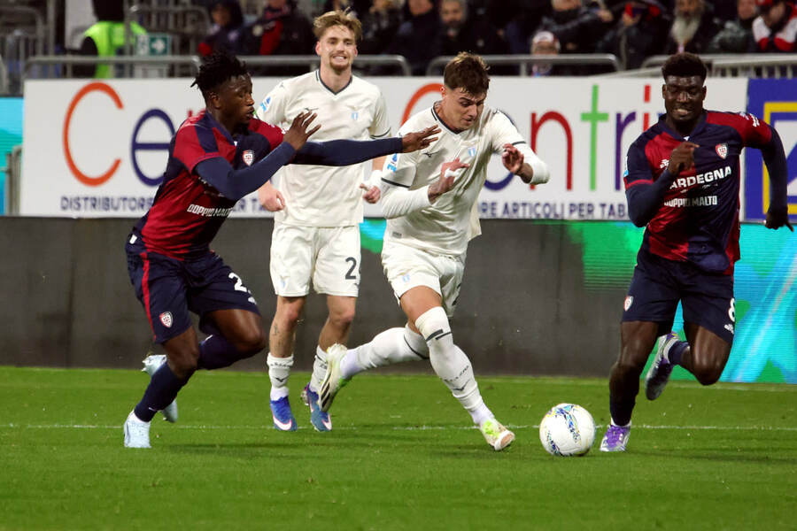 Cagliari vs Lazio (02:45 – 22/02) | Xem lại trận đấu