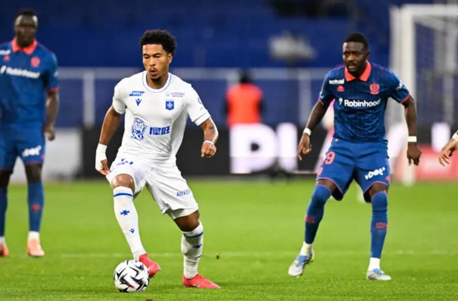 AJ Auxerre vs OGC Nice (02:00 – 11/05) | Xem lại trận đấu