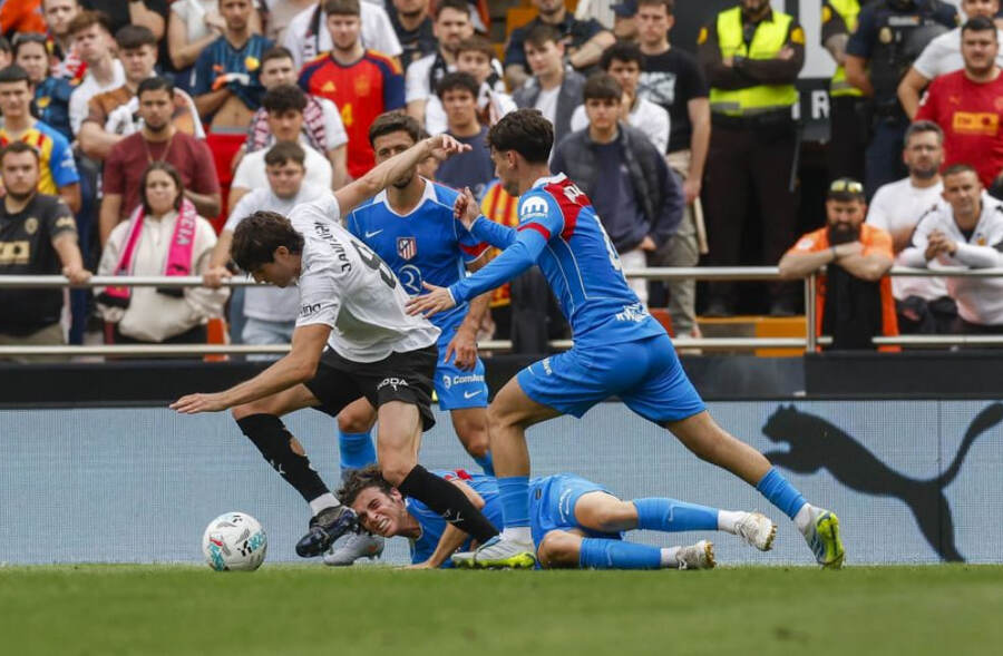 Valencia CF vs Atletico Madrid (21:15 – 02/05) | Xem lại trận đấu